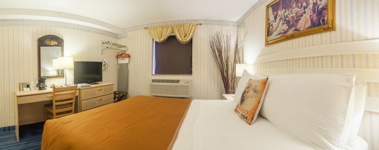 Flushing Central Hotel