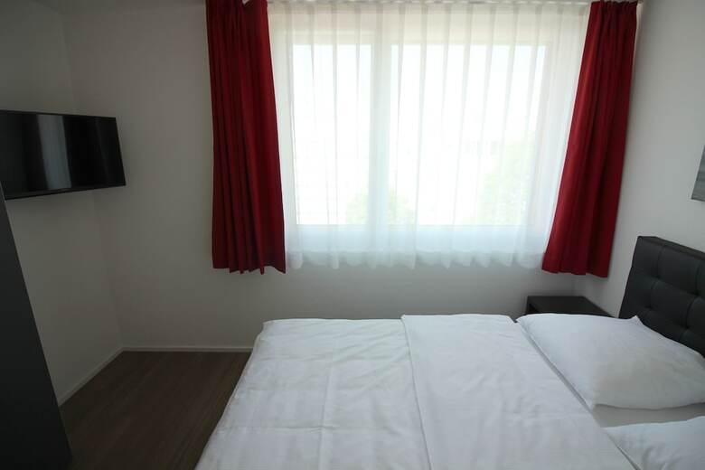 Apartamentos Swiss Star Zurich Airport