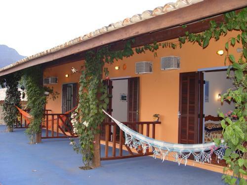 Hostal Mirailha Pousada E Chal�s