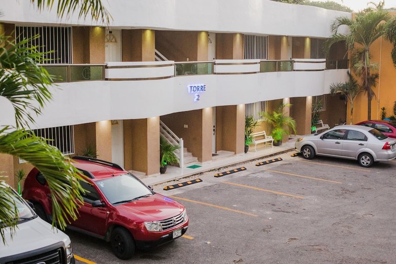 Apartamentos Hotel & Suites Country