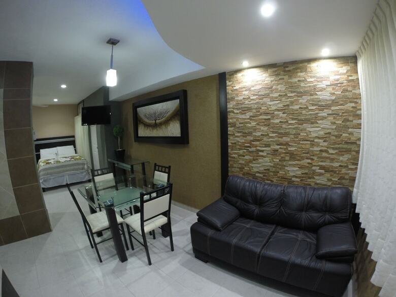 Apartamentos Hotel & Suites Country