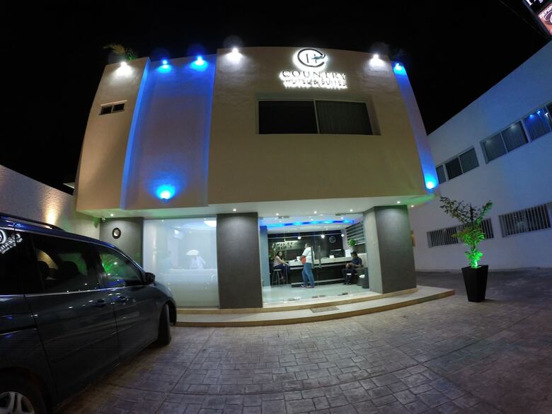 Apartamentos Hotel & Suites Country