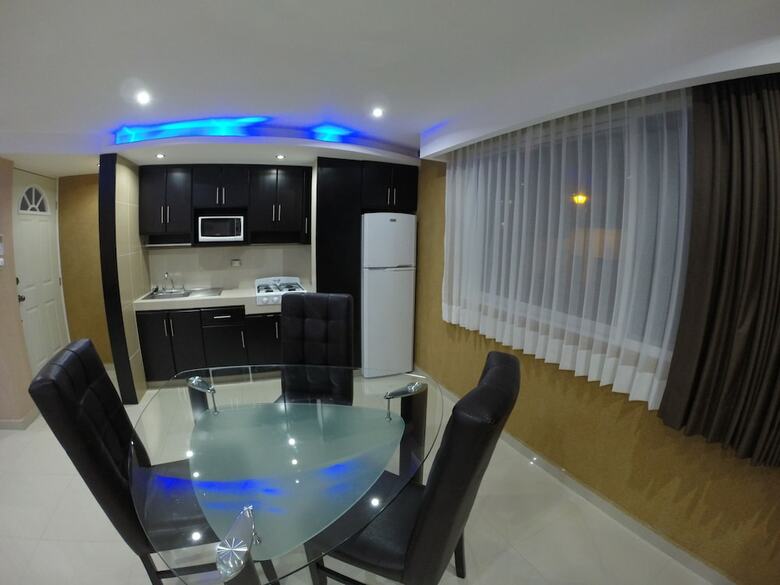 Apartamentos Hotel & Suites Country