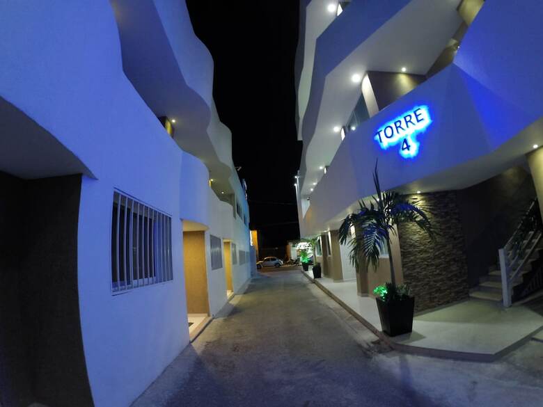 Apartamentos Hotel & Suites Country