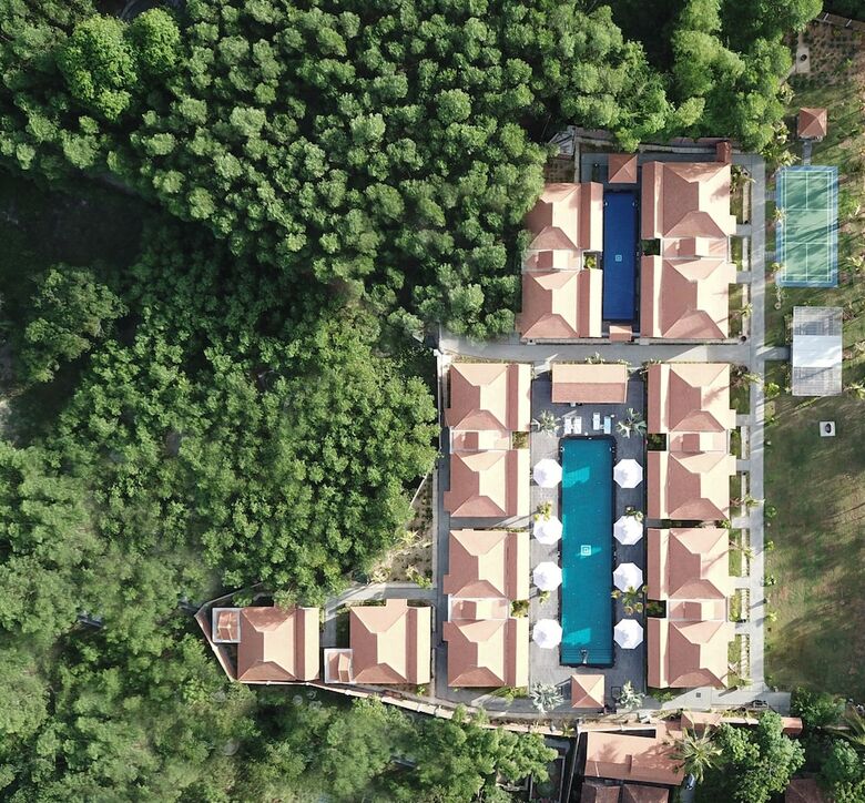 Hotel Pilgrimage Village Hue