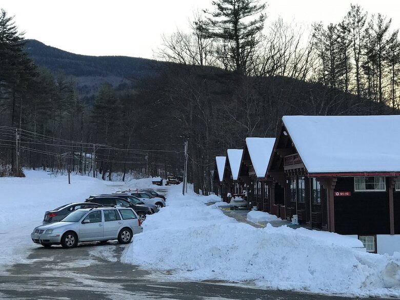 Hotel Swiss Chalets Village Inn