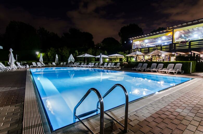 Flaminio Village Bungalow Park - Campground