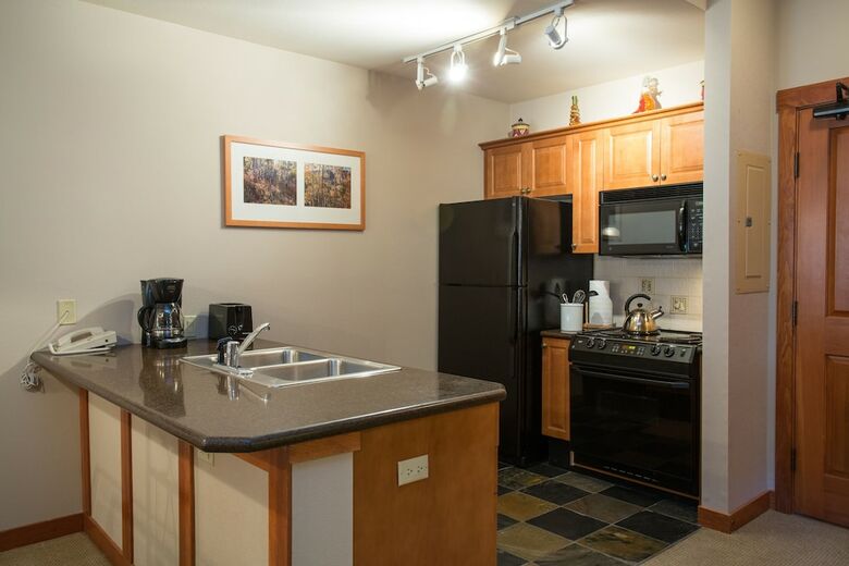 Apartamento Solitude Condominiums
