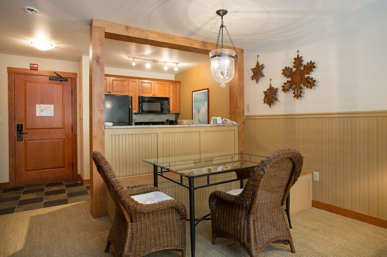 Apartamento Solitude Condominiums
