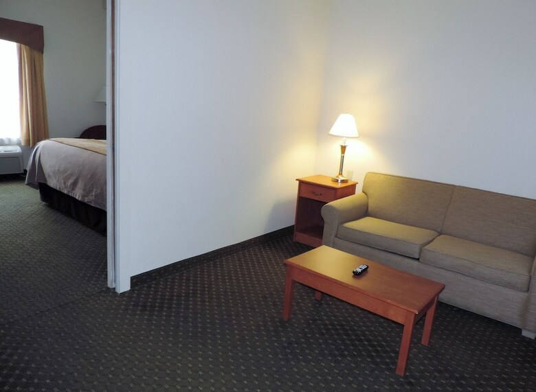 Hotel Comfort Inn & Suites