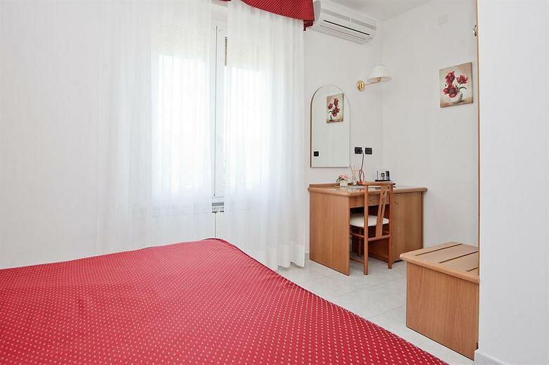 Hotel Nella