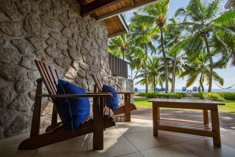 Coco De Mer Hotel And Black Parrot Suites