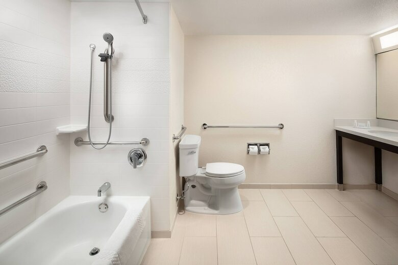 Hotel Fairfield By Marriott Anaheim Resort