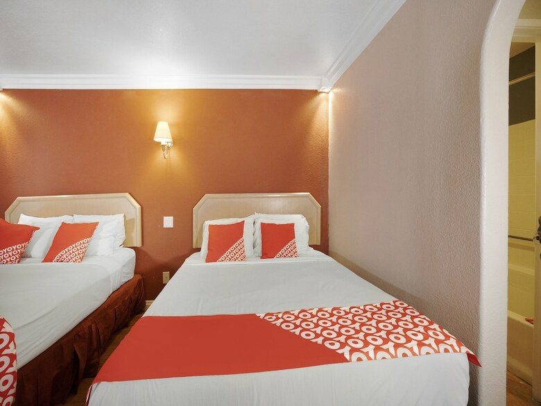 Oyo Hotel Victorville Mojave Dr