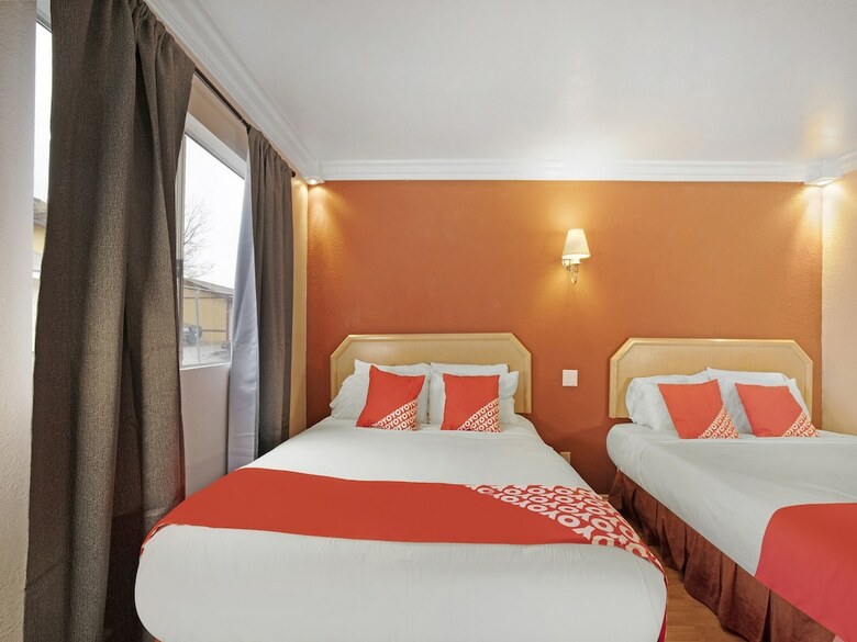 Oyo Hotel Victorville Mojave Dr