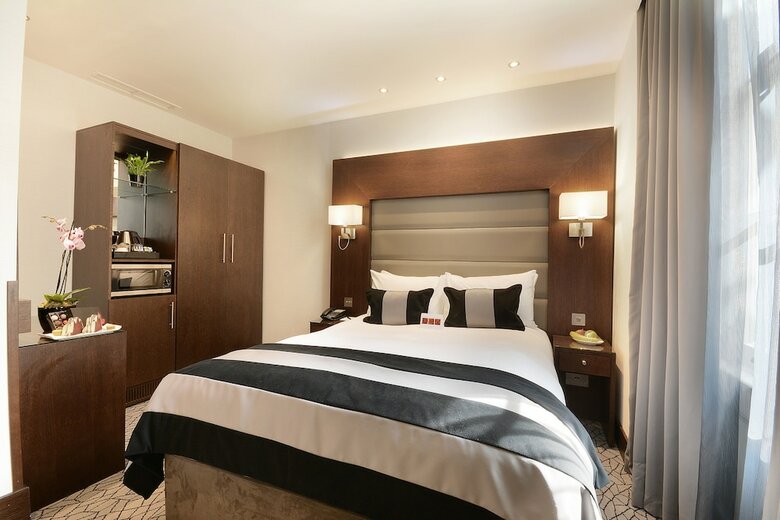 Hotel Paddington Court Rooms