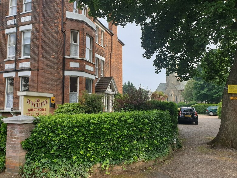 Bed & Breakfast The Wycliffe Guest House