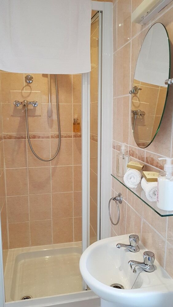 Bed & Breakfast The Wycliffe Guest House