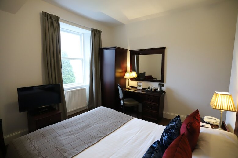 Ben Wyvis Hotel