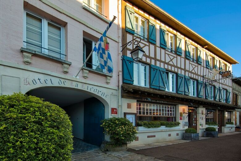 Hotel De La Licorne & Spa Nuxe