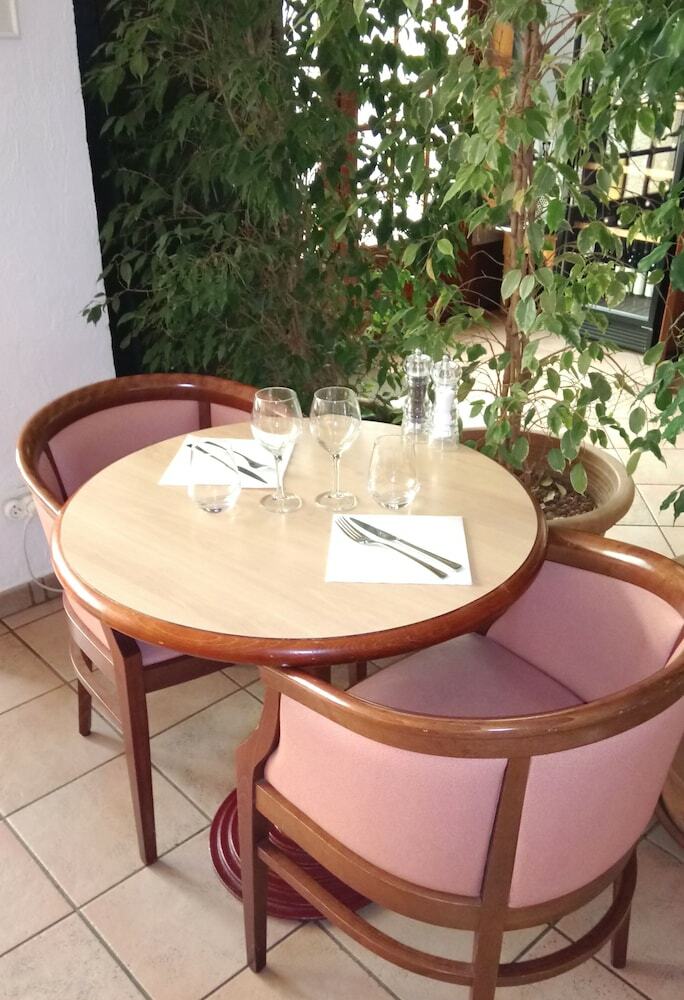 Hotel Adonis Aleria H�tel L'atrachjata