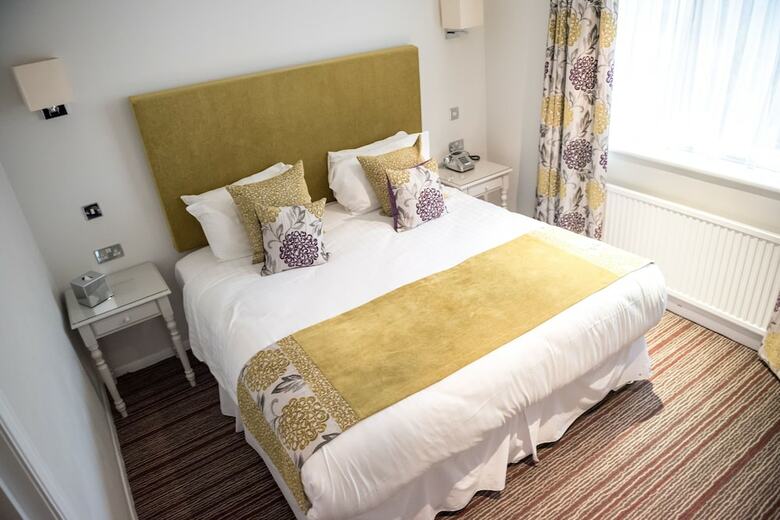 The Casa Hotel
