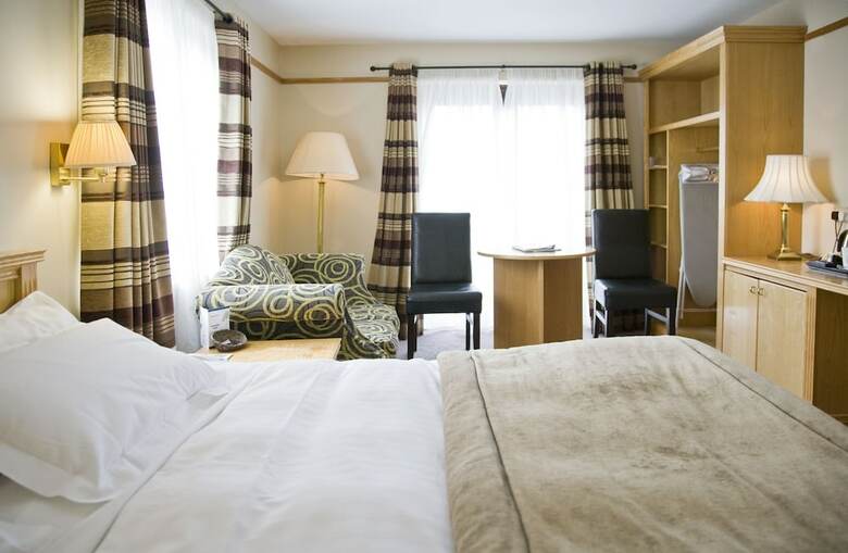Marine Court Hotel