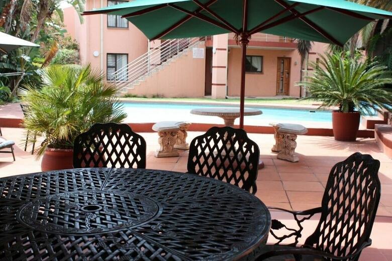 Hotel Eagles Nest Lodge