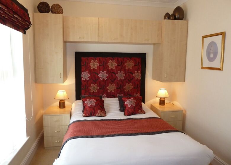 Abbeydale Hotel