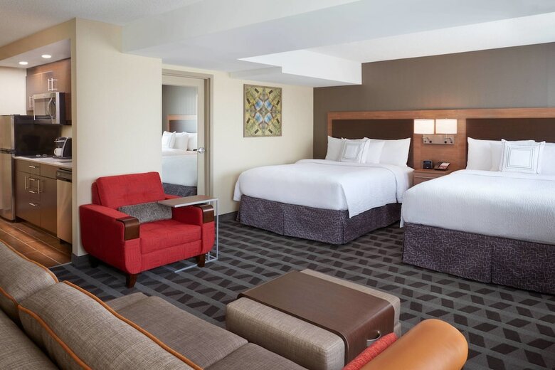 Hotel Towneplace Suites By Marriott Windsor