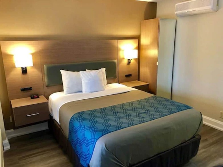 Hotel Econolodge Downtown Toronto
