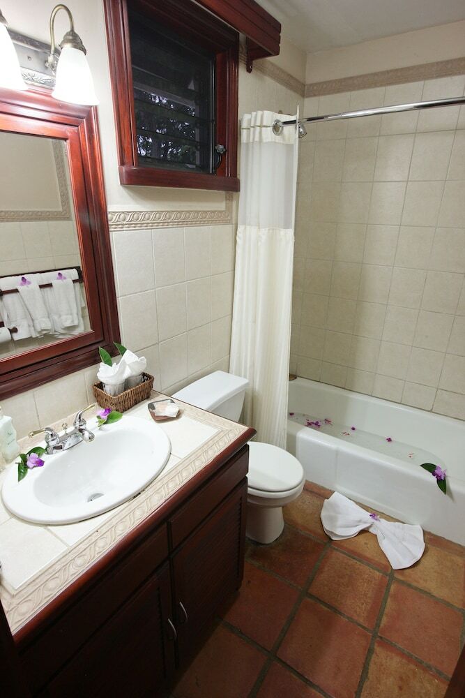 Posada Hidden Valley Inn & Reserve