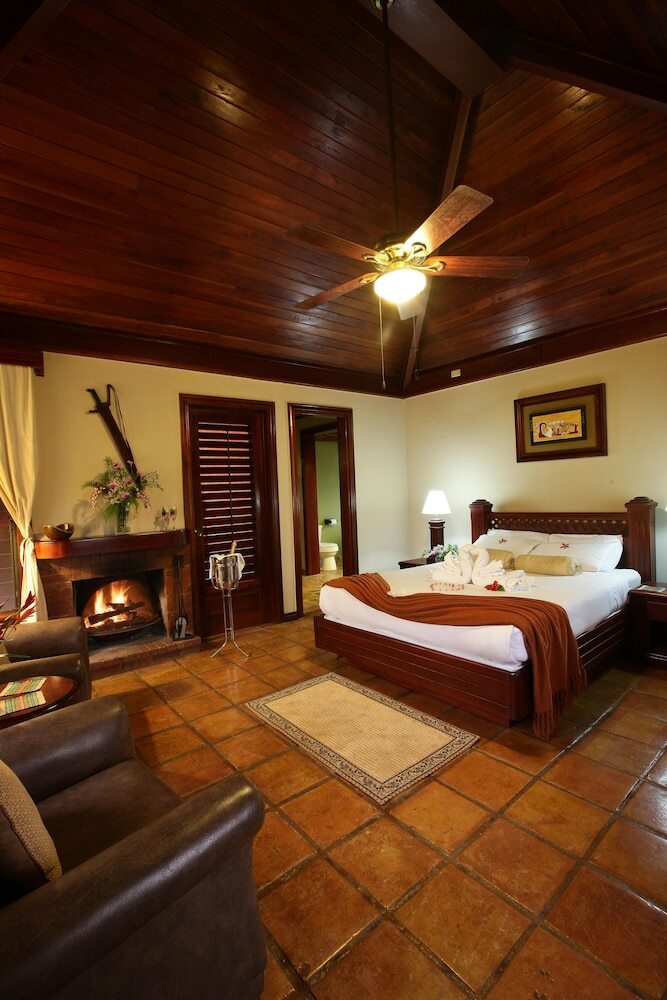 Posada Hidden Valley Inn & Reserve