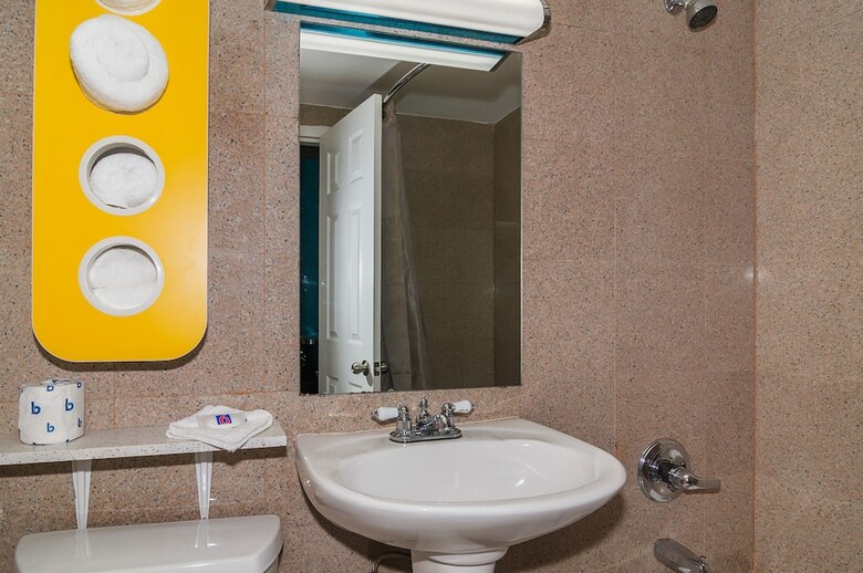 Motel 6 Elmsford, Ny - White Plains
