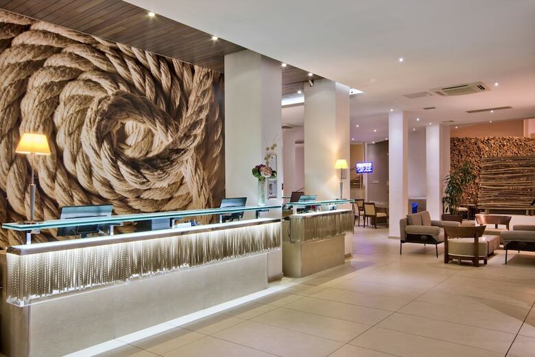 Hotel Db Seabank Resort And Spa - All Inclusive