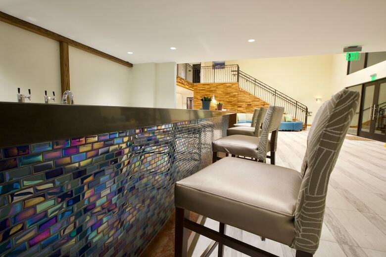 The Cove Hotel, Ascend Hotel Collection