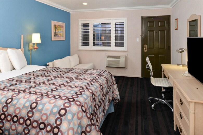 Napa Valley Hotel & Suites