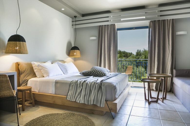 Aparthotel Avithos Resort Apartments Hotel