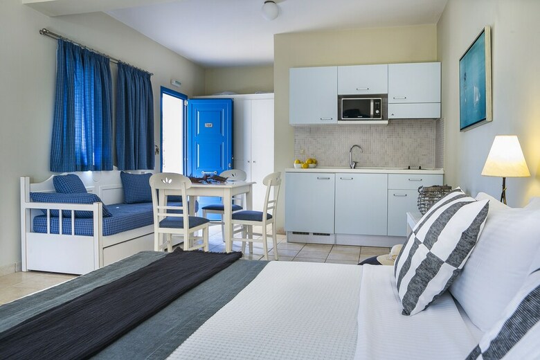 Aparthotel Avithos Resort Apartments Hotel