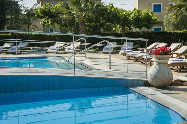 Aparthotel Avithos Resort Apartments Hotel
