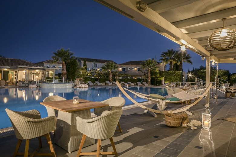Aparthotel Avithos Resort Apartments Hotel