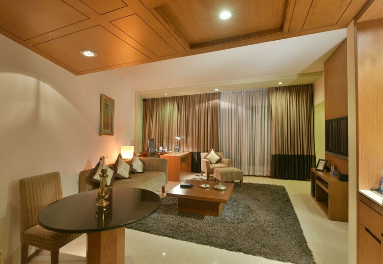 Hotel Radisson Blu Dhaka Water Garden