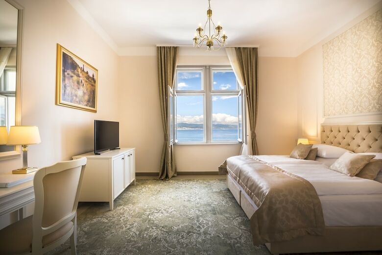 Remisens Premium Grand Hotel Palace