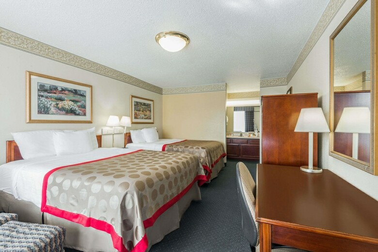 Hotel Ramada By Wyndham New Braunfels