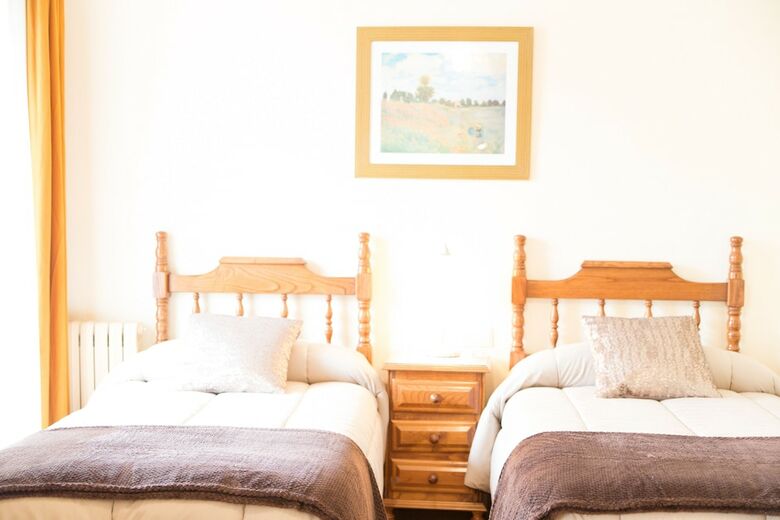 Pension Linares Rooms Santiago