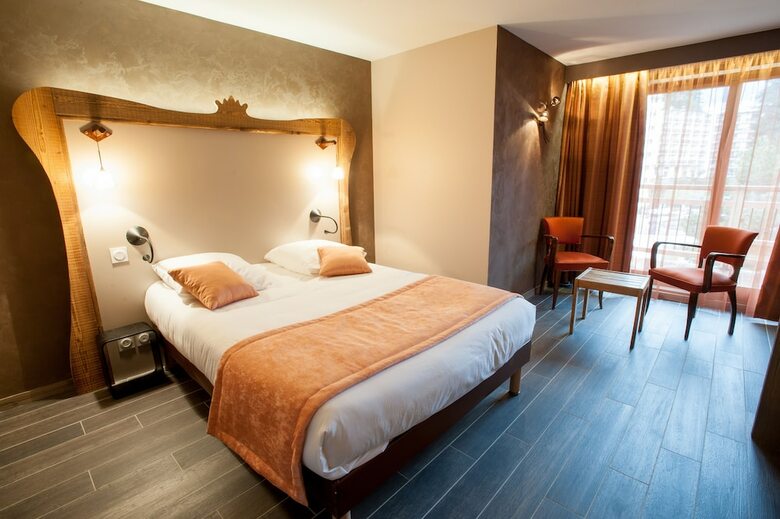 Hotel H�tel Altis Val Vert
