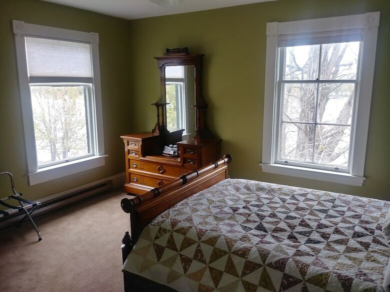 Steamers Bed & Breakfast