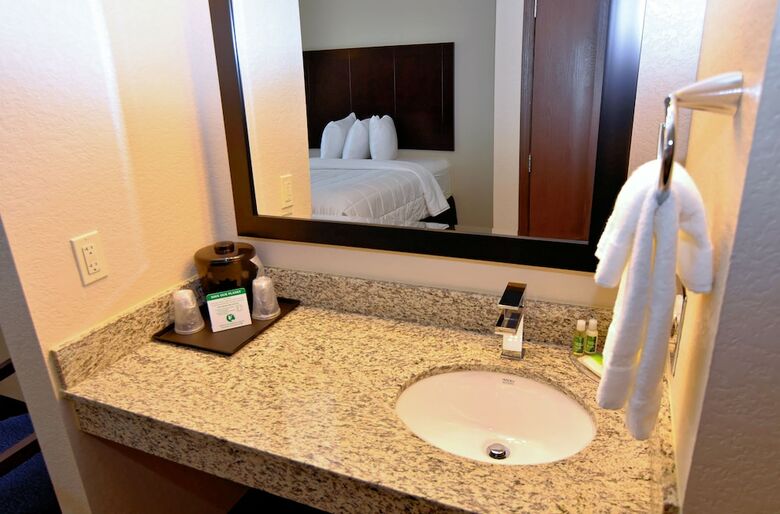 Hotel Cobblestone Inn & Suites - Monticello