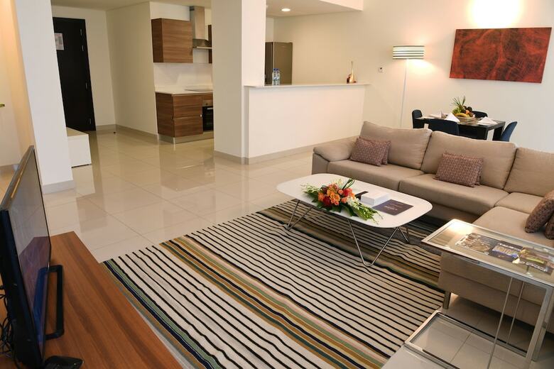 Aparthotel Gulf Suites Hotel Amwaj