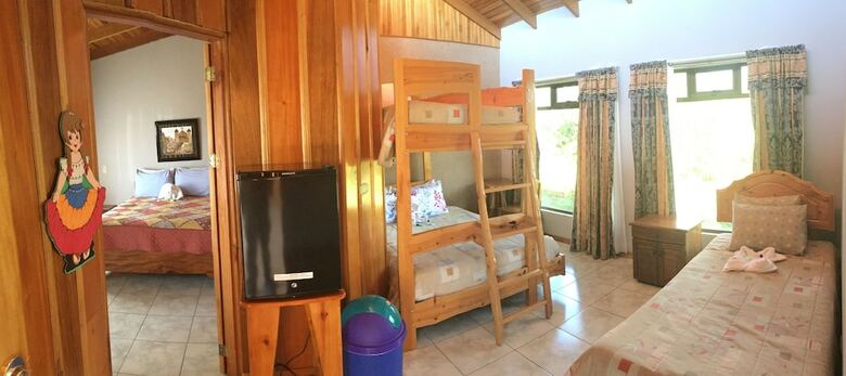 Hostal Hotel Las Orquideas
